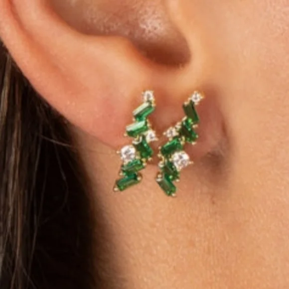 Elegant Gold and Green Jewelry Set - Picture 4 of 8